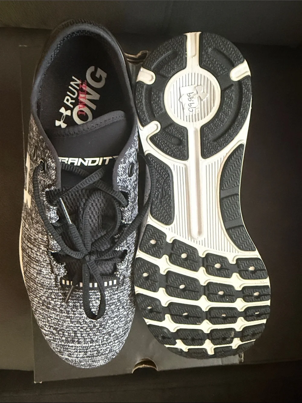 Under Armour Men's Black and Gray Knit Training Shoes